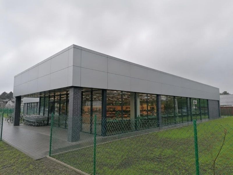 POLOmarket, sklep przy dworcu Aleksandrów Kujawski