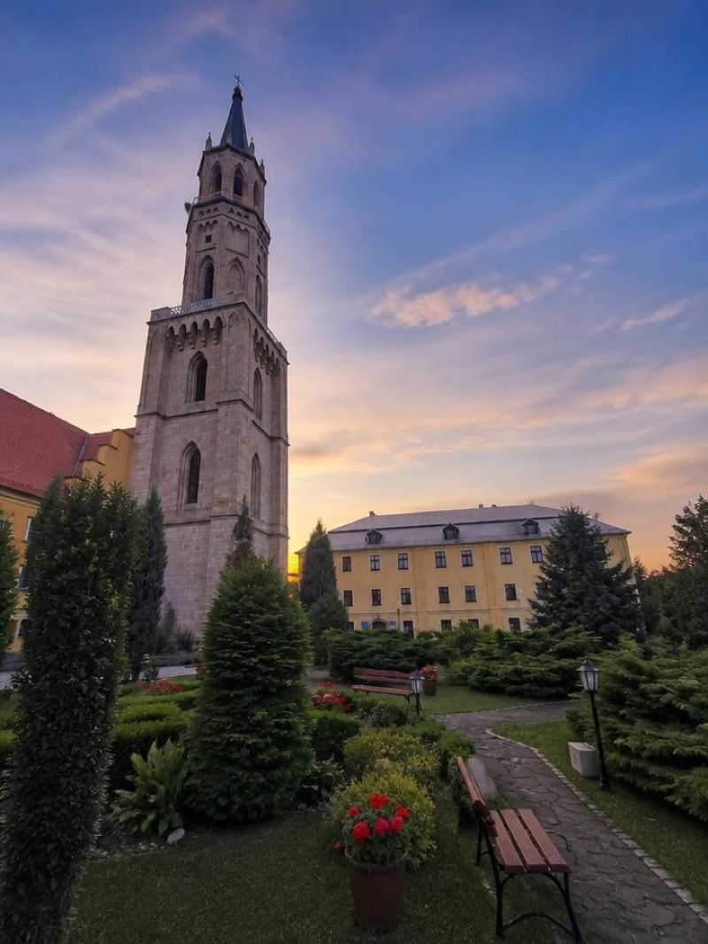 Kościół pw. Matki Bożej Nieustającej Pomocy niem. Ev kirche, atrakcja w pobliżu dworca Bolesławiec