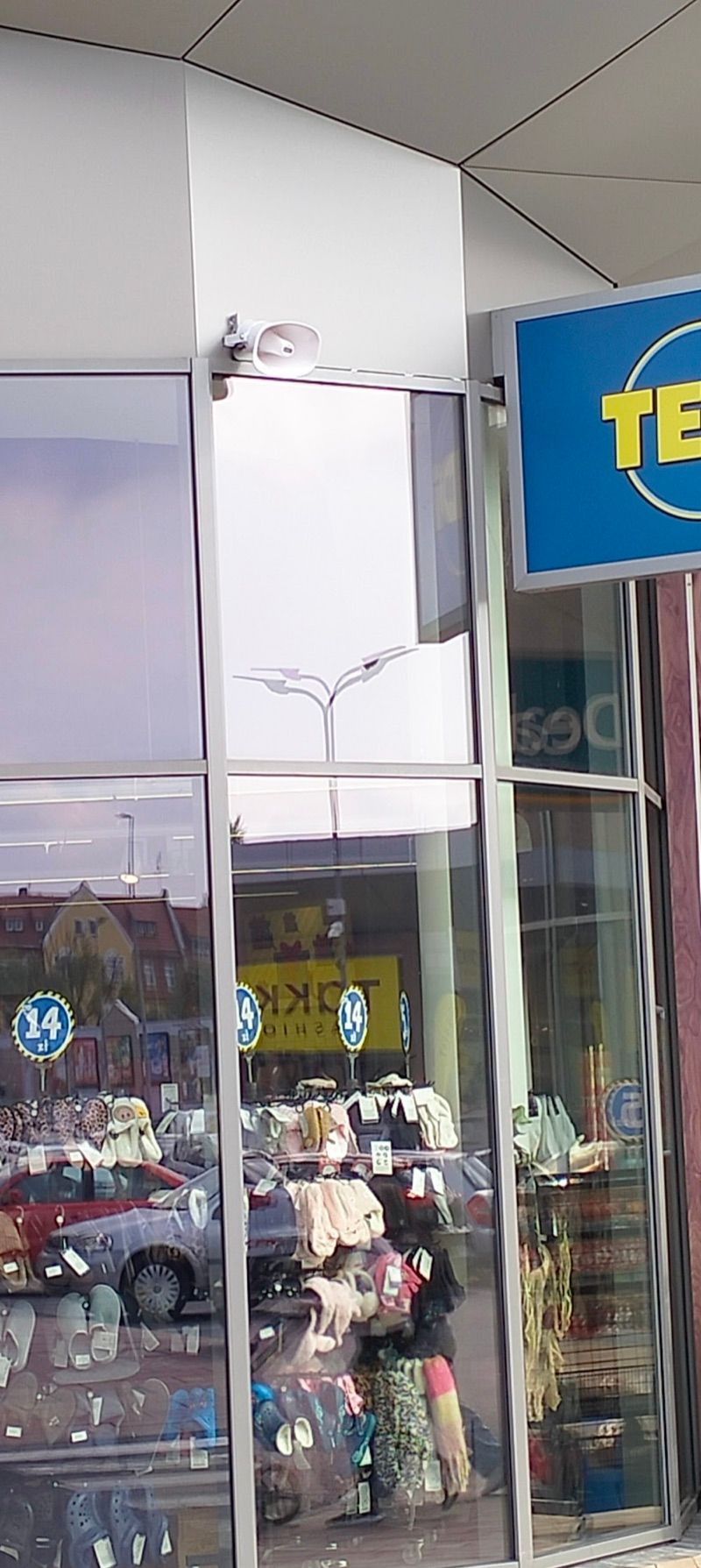 Centrum Handlowe Saller S1, galeria handlowa w pobliżu dworca Brzeg