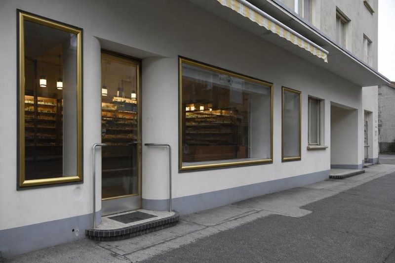 Apollo Apotheke, sklep przy dworcu Chur