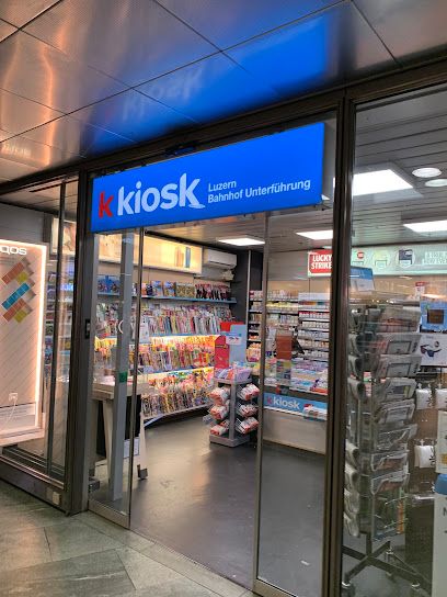 k kiosk, sklep przy dworcu Luzern
