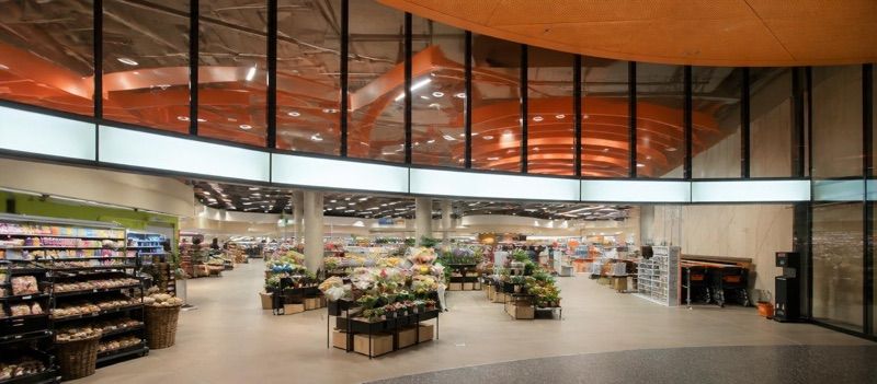 MIGROS, sklep przy dworcu Zürich Flughafen