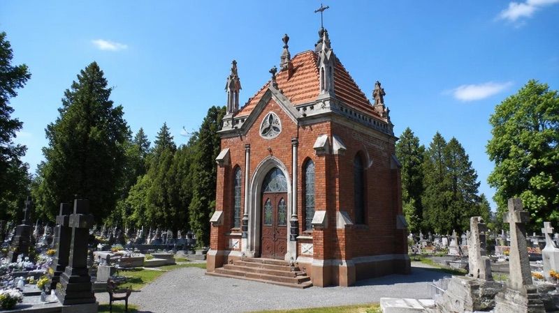 Kaplica grobowa Zajdlerów z 1908r., atrakcja w pobliżu dworca Chełm Miasto