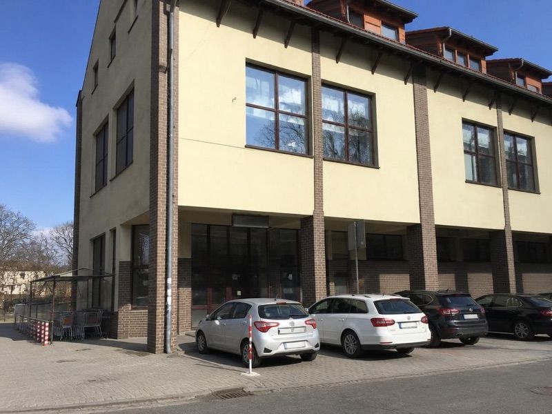 POLOmarket, sklep przy dworcu Chojnów