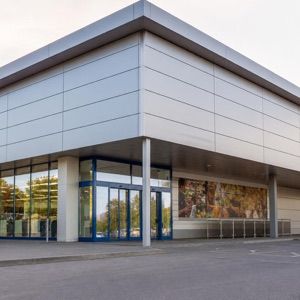 Lidl, sklep przy dworcu Chojnów