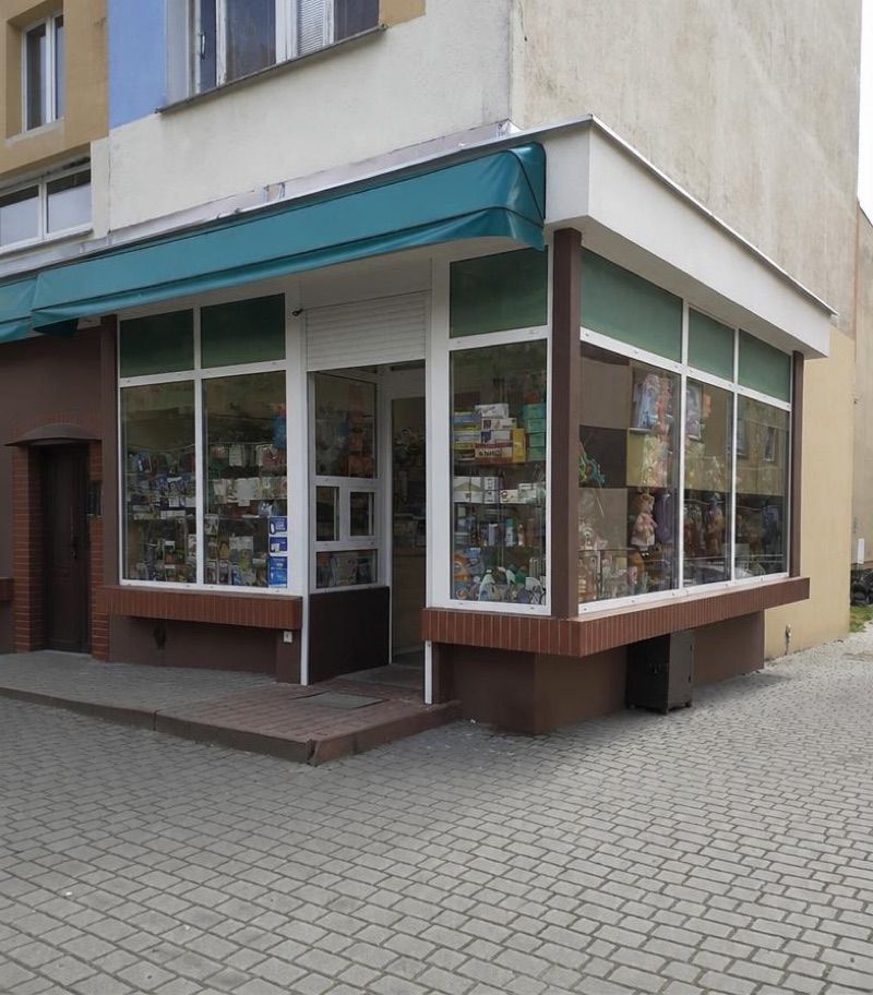 Kiosk, sklep przy dworcu Choszczno