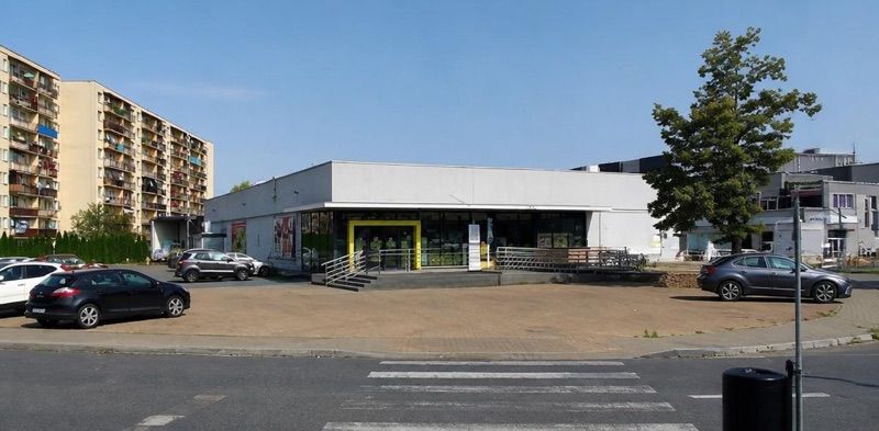 Biedronka, sklep przy dworcu Chrzanów Śródmieście