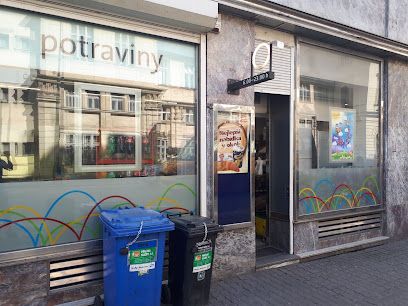 Žabka, sklep przy dworcu Praha hlavní nádraží