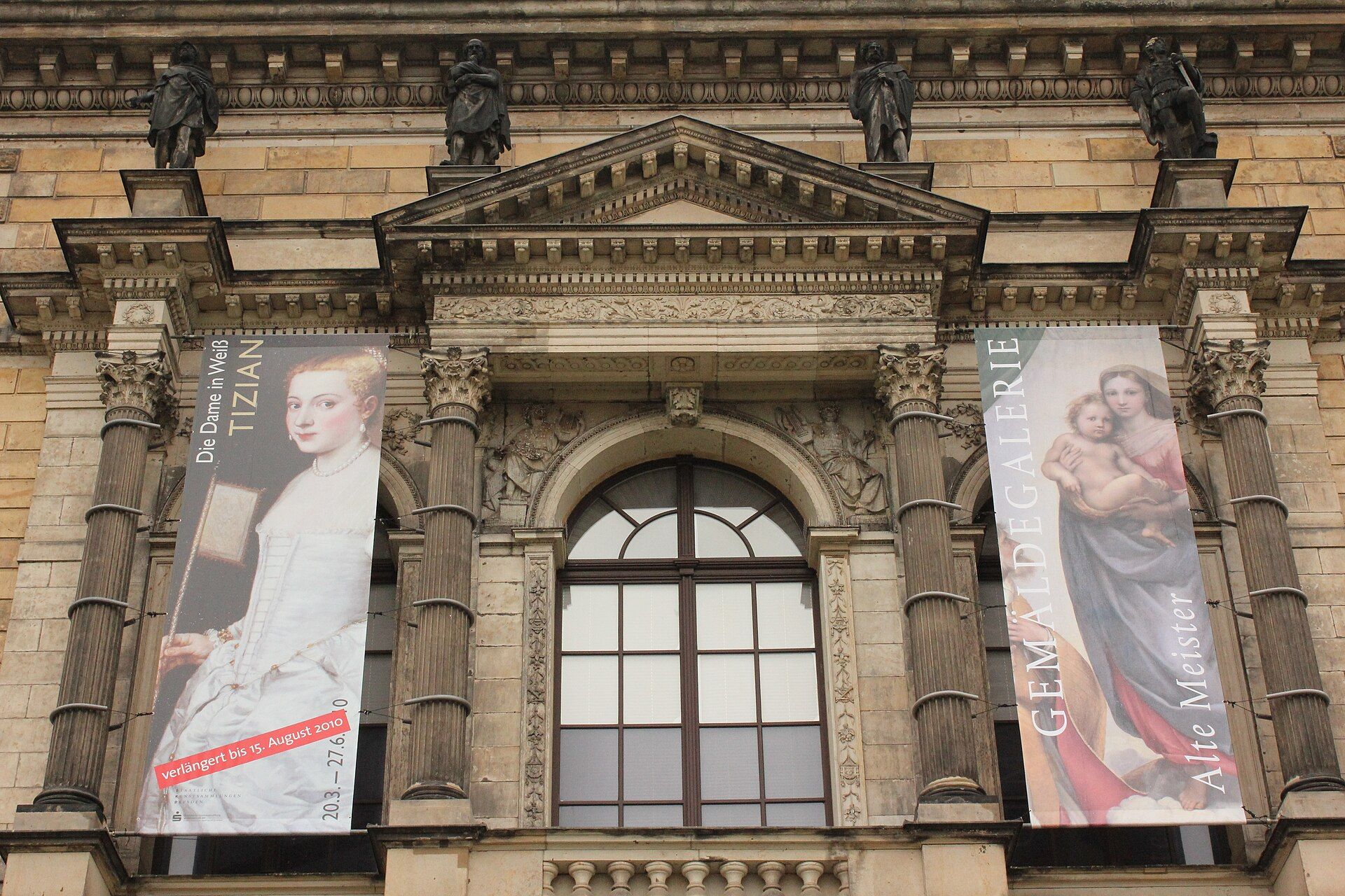 Galeria Obrazów Starych Mistrzów w Dreźnie, atrakcja w pobliżu dworca Dresden-Neustadt