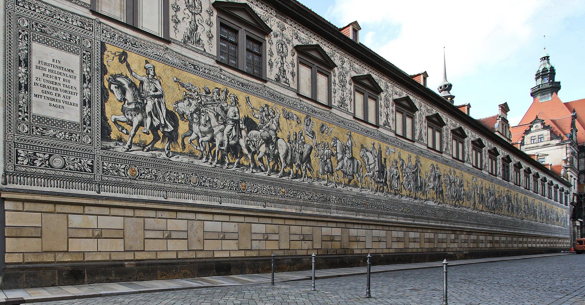 „Orszak książęcy” w Dreźnie, atrakcja w pobliżu dworca Dresden-Neustadt