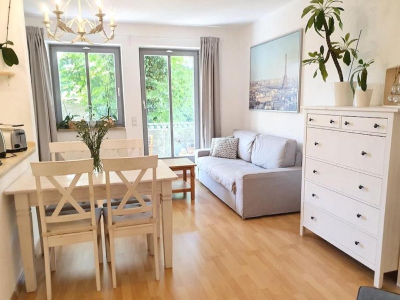 Two room Apartment in Dresden Neustadt with balcony, hotel blisko dworca Dresden-Neustadt