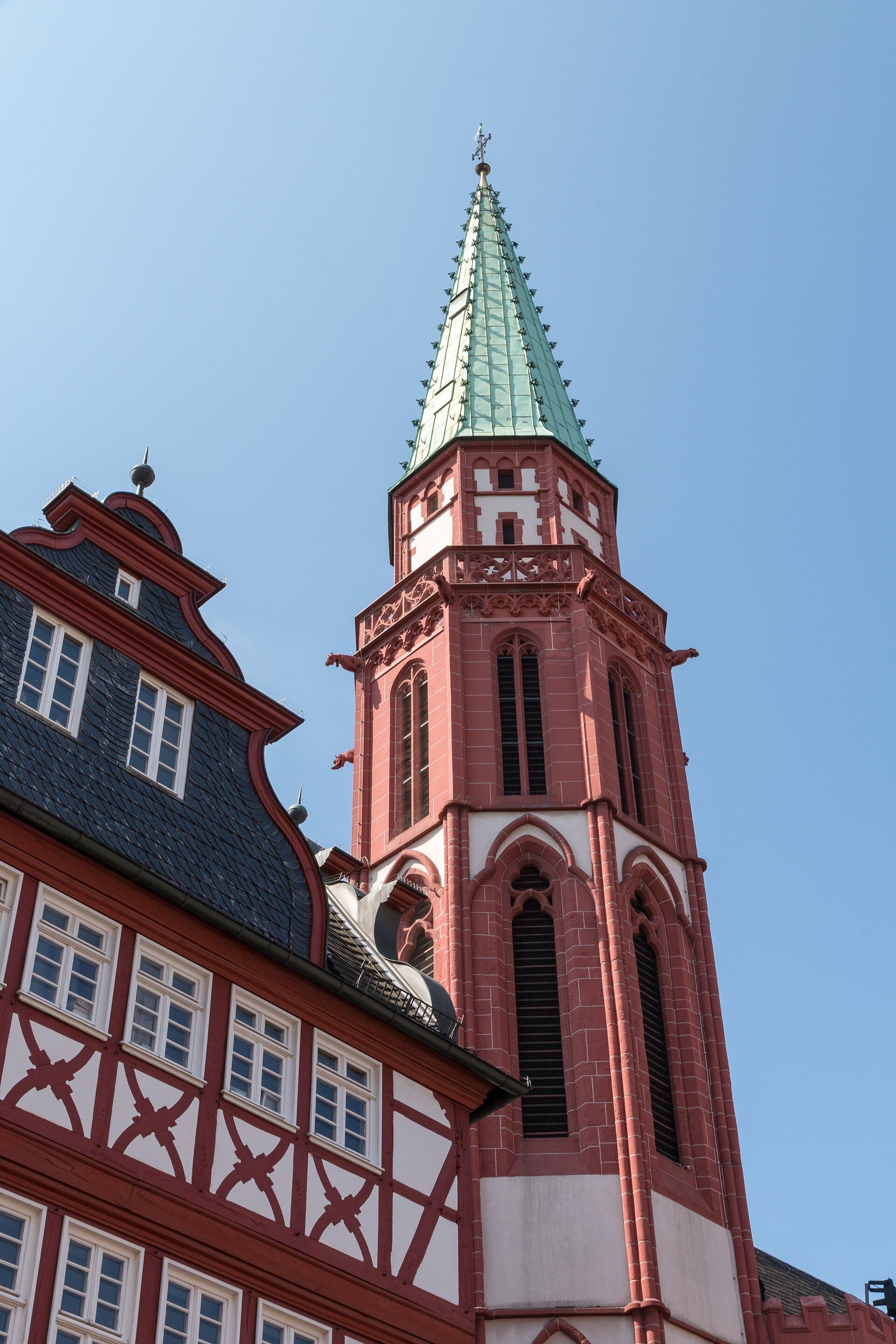 Römerberg, atrakcja w pobliżu dworca Frankfurt (Main) Hauptbahnhof