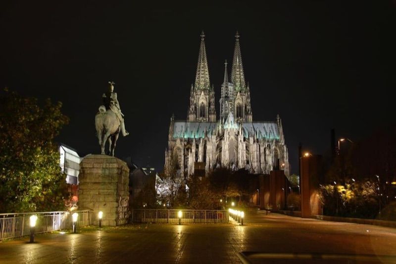 Cologne Apartments, direkt am Dom Zentrum 3 Zimmer Studio 46 qm, hotel blisko dworca Köln Hauptbahnhof