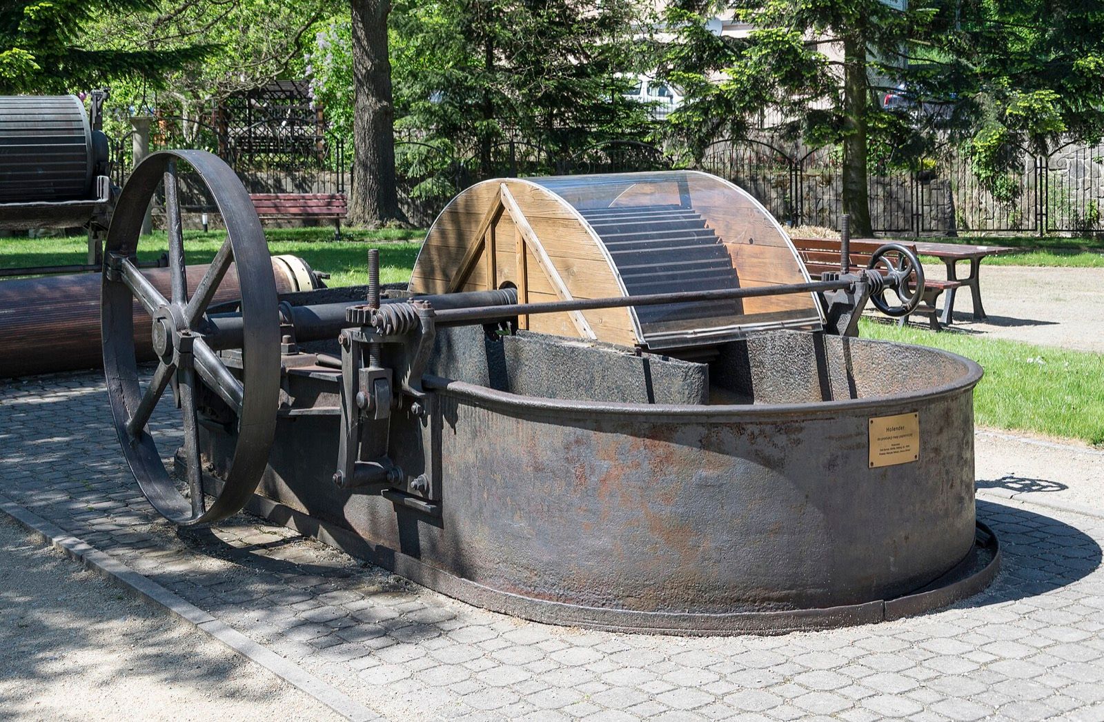 Muzeum Papiernictwa w Dusznikach-Zdroju, atrakcja w pobliżu dworca Duszniki-Zdrój