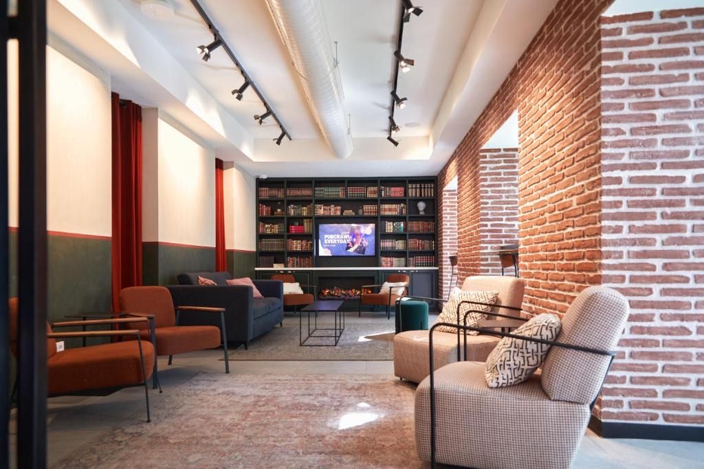 LATROUPE Prado, hotel blisko dworca Atocha