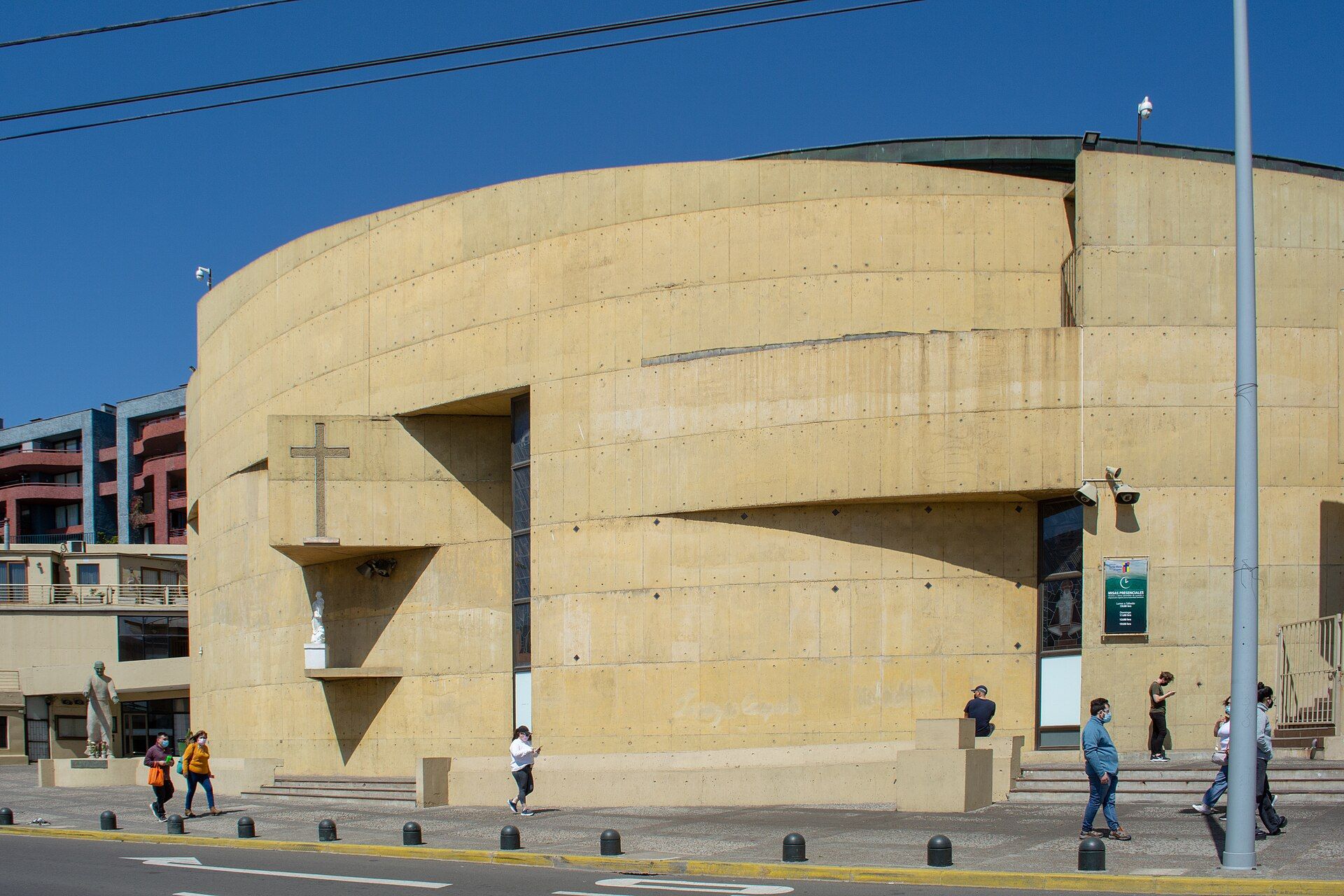 Iglesia de Santa María de los Angeles, atrakcja w pobliżu dworca Estacion de Santander