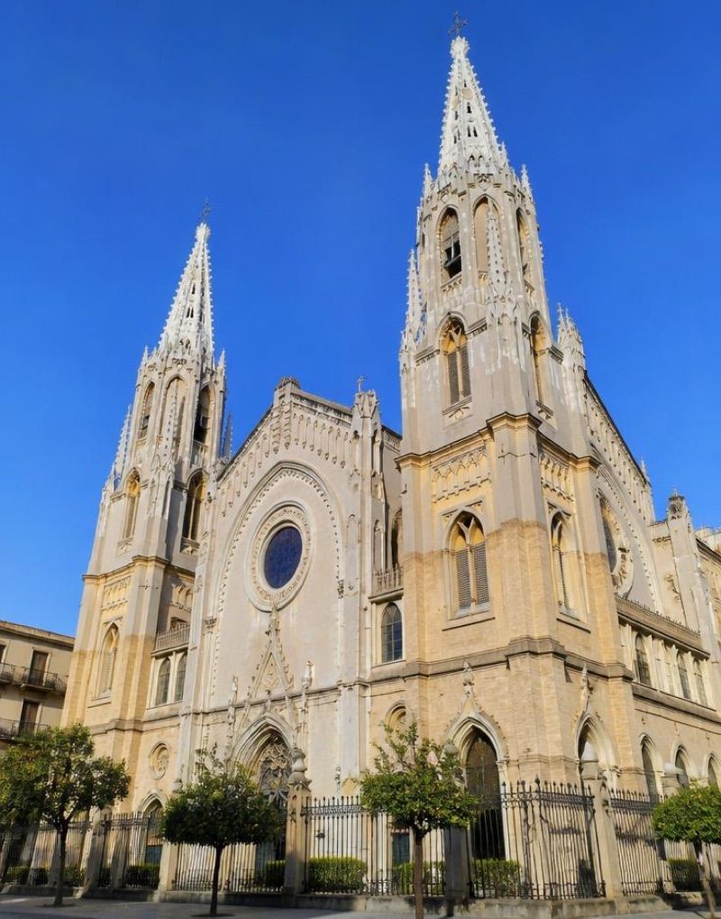 Basílica San Vicente Ferrer, atrakcja w pobliżu dworca Joaquín Sorolla