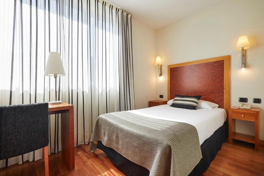 Exe Plaza Delicias, hotel blisko dworca Zaragoza - Delicias