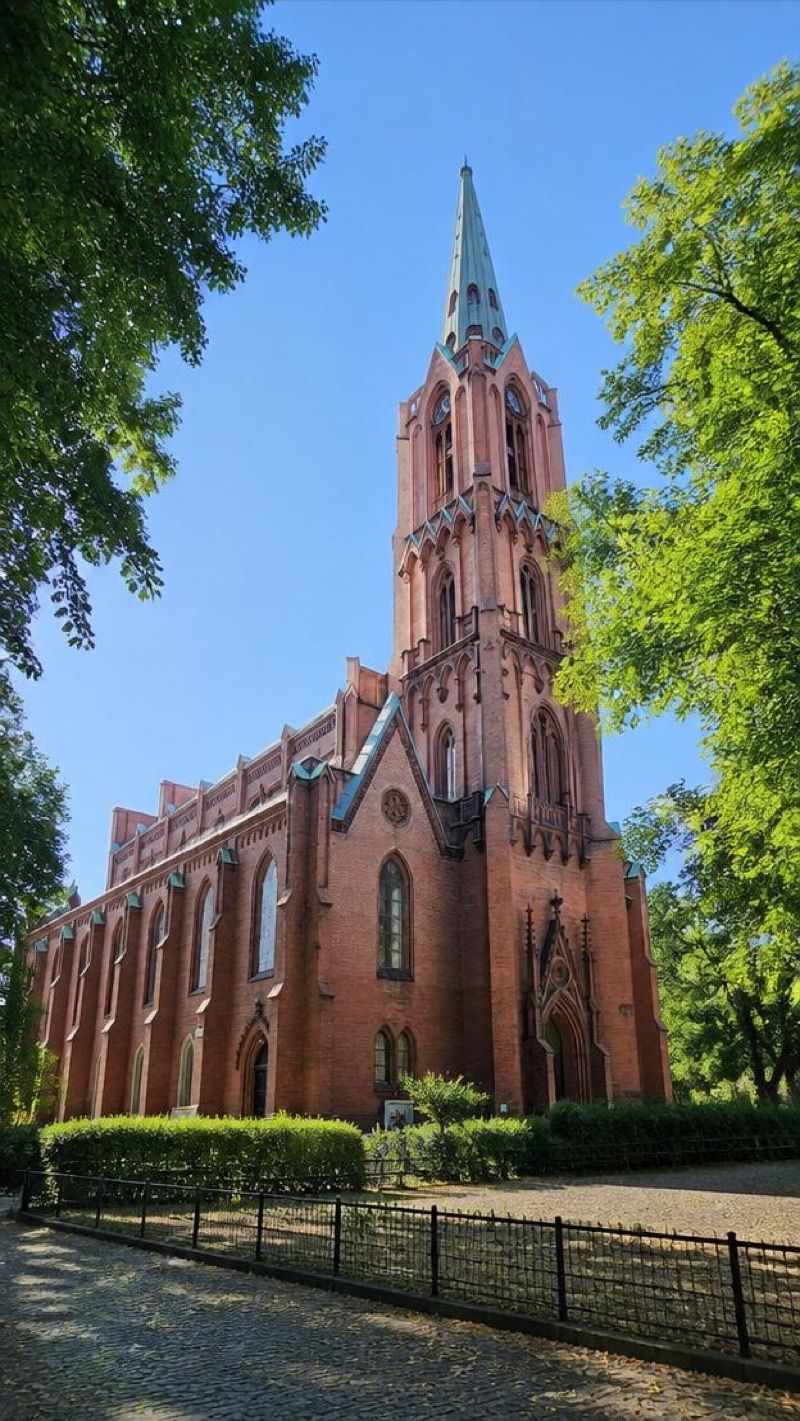 St.-Gertraud-Kirche - Ev. Kirchengemeinde Frankfurt (Oder)-Lebus, atrakcja w pobliżu dworca Bahnhof, Frankfurt (Oder)