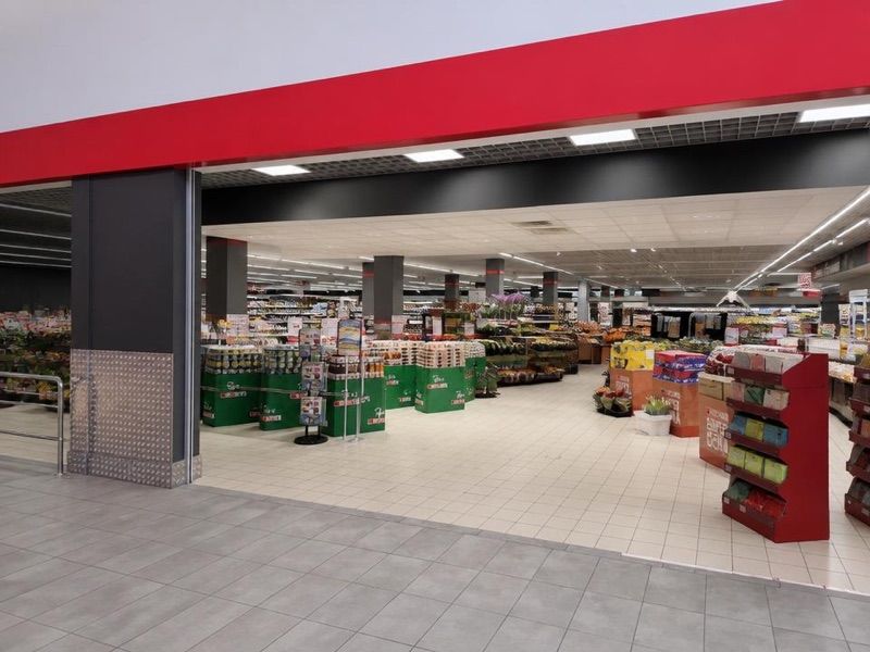 EUROSPAR, sklep przy dworcu Gdańsk Oliwa