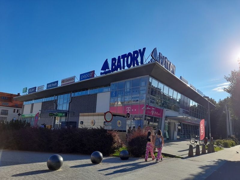 Galeria BATORY, galeria handlowa w pobliżu dworca Giżycko