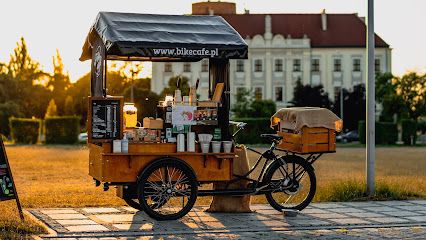 Bike Cafe Głogów, okolice dworca Głogów