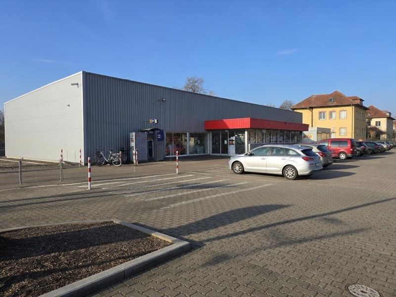 Intermarche, sklep przy dworcu Goleniów