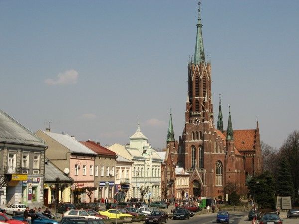 Rynek w Grybowie, atrakcja w pobliżu dworca Grybów