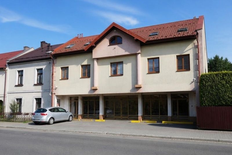 Delikatesy Hitpol, sklep przy dworcu Grybów