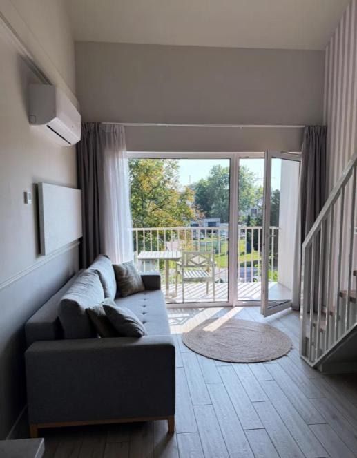 Apartments Holenderska with Free Parking, hotel blisko dworca Gryfino