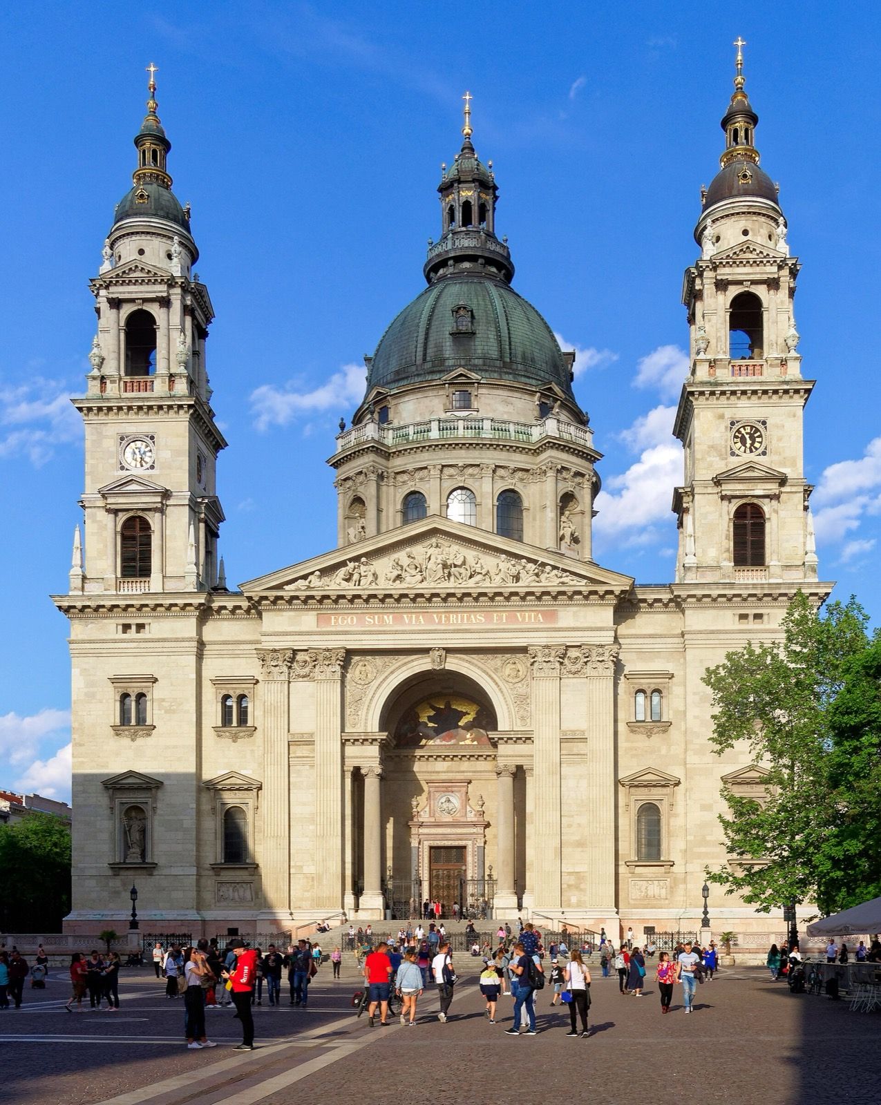 Bazylika św. Stefana w Budapeszcie, atrakcja w pobliżu dworca Budapest-Nyugati