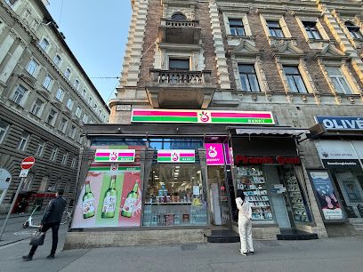 Berry Supermarket, sklep przy dworcu Budapest-Nyugati