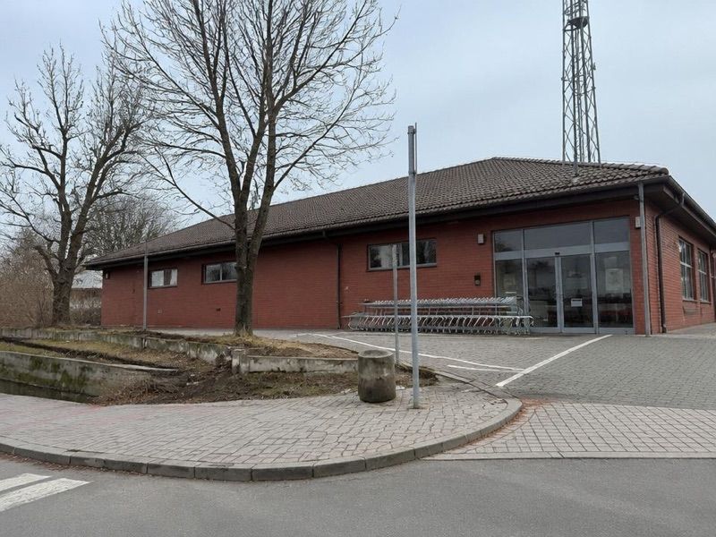 Dino, sklep przy dworcu Jaworzyna Śląska