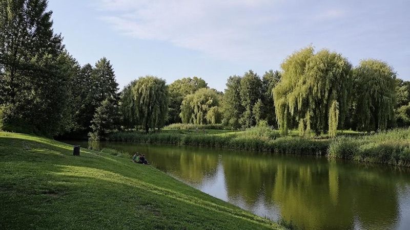 Park Przyjaźni, atrakcja w pobliżu dworca Kalisz