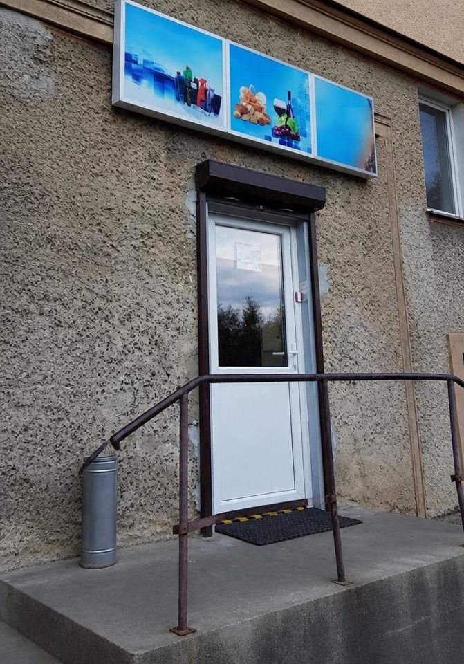 "Marysia", sklep przy dworcu Kamieniec Ząbkowicki