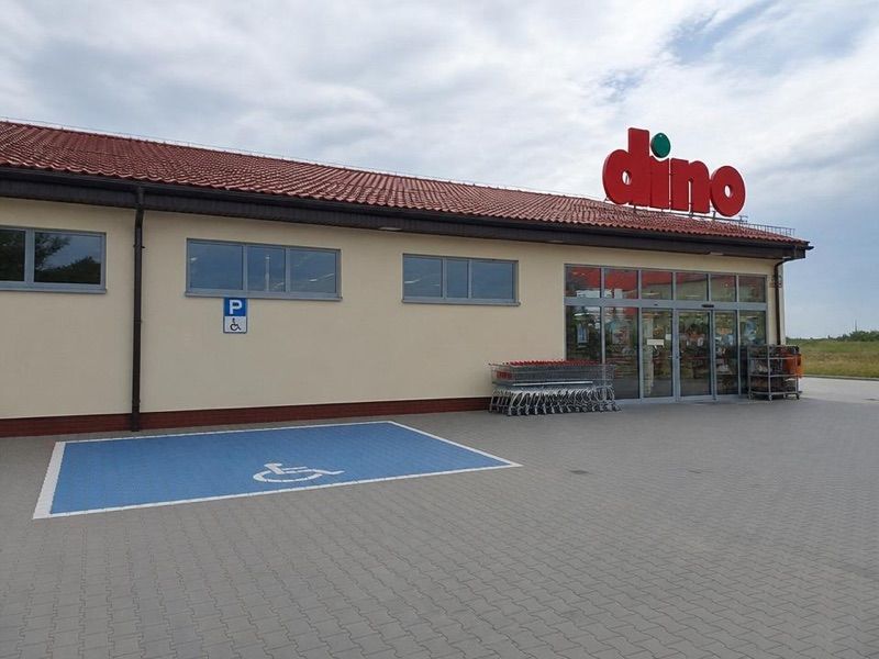 Dino, sklep przy dworcu Kowalewo Pomorskie