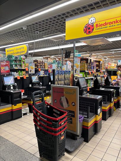 Biedronka, sklep przy dworcu Kraków Główny