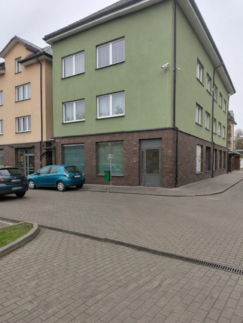 Apteka Eskulap, sklep przy dworcu Krasnystaw Miasto