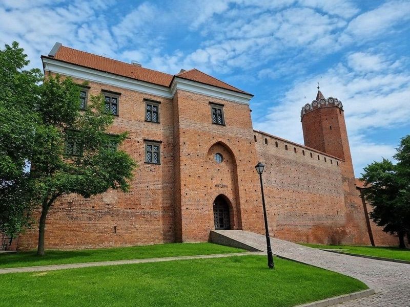 Zamek Królewski w Łęczycy, atrakcja w pobliżu dworca Łęczyca