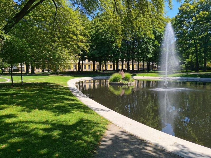 Park Miejski, atrakcja w pobliżu dworca Leszno