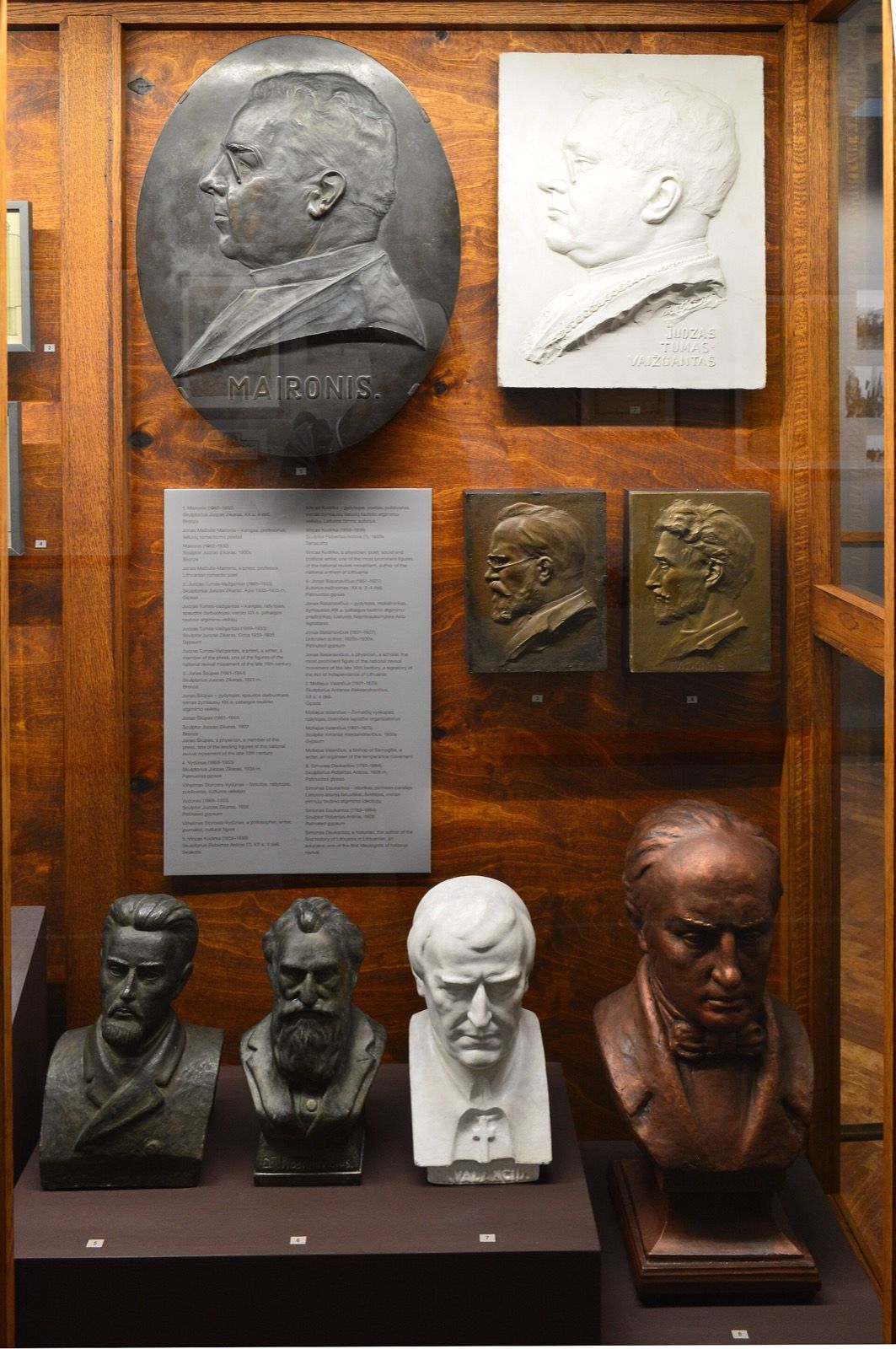 Juozas Zikaras Memorial Museum, atrakcja w pobliżu dworca Kowno