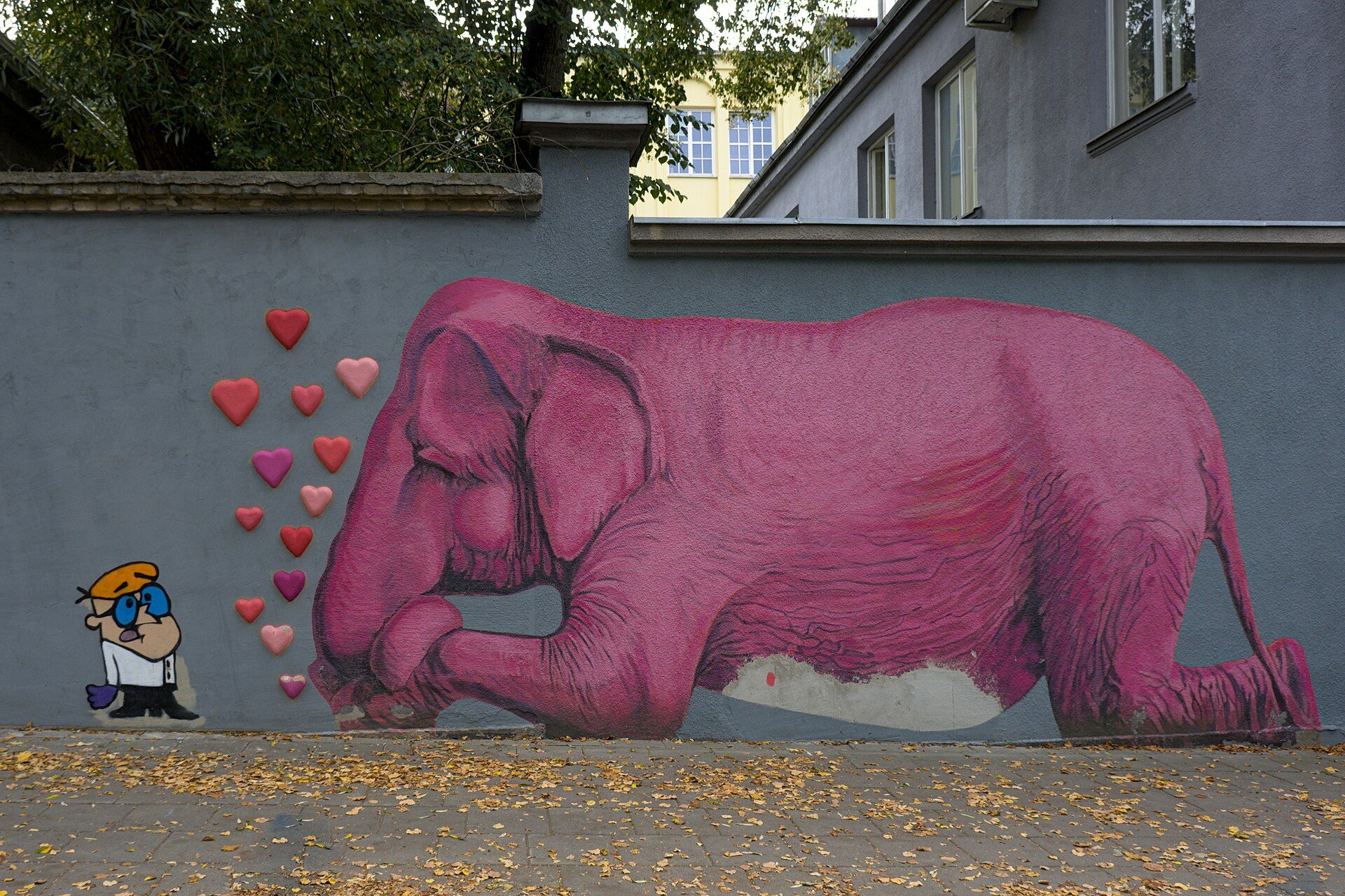 The pink elephant, atrakcja w pobliżu dworca Kowno