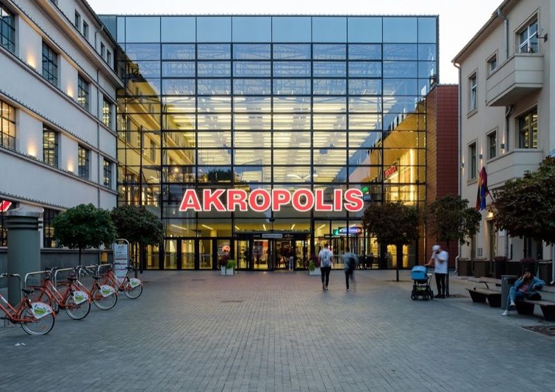 Akropolis Kowno, galeria handlowa w pobliżu dworca Kaunas / Kowno