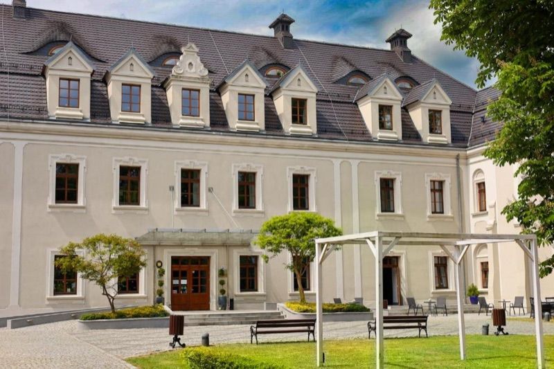 Hotel Zamek Lubliniec, hotel blisko dworca Lubliniec