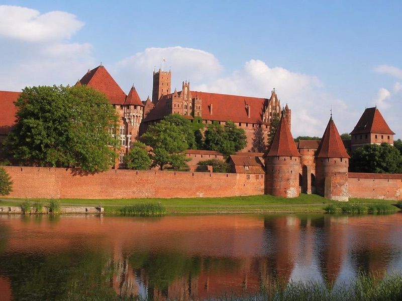 Zamek w Malborku, atrakcja w pobliżu dworca Malbork
