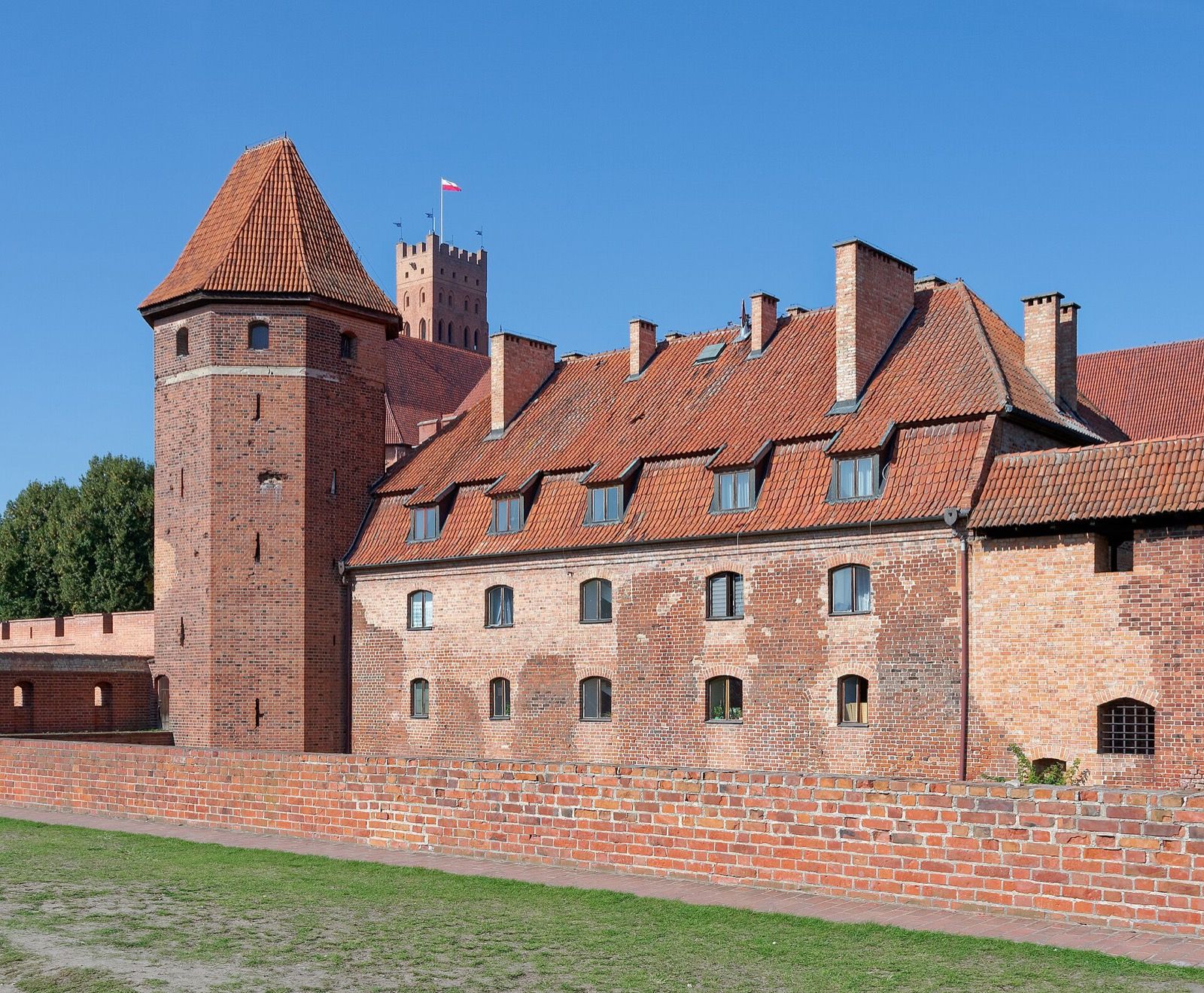 Zamek w Malborku, atrakcja w pobliżu dworca Malbork