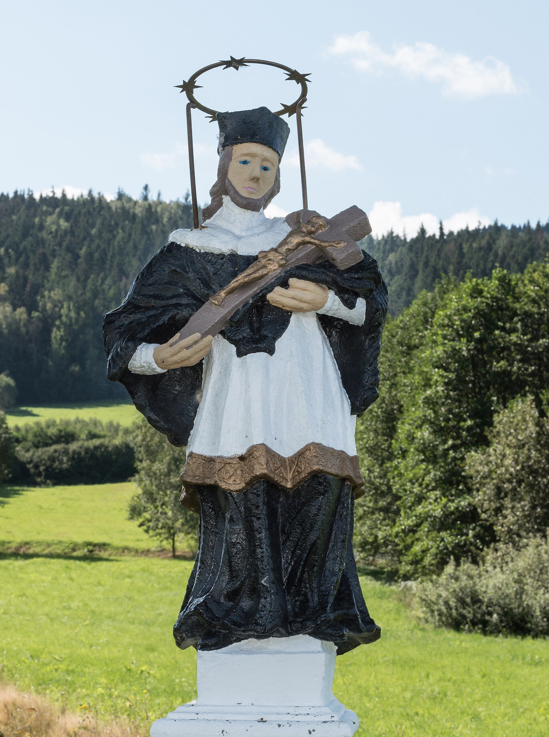 Figura św. Jana Nepomucena, atrakcja w pobliżu dworca Muszyna