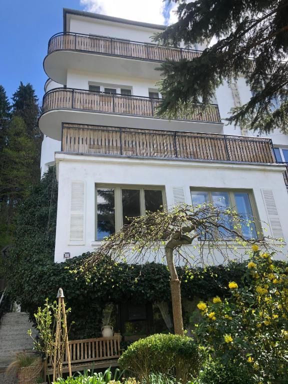 Willa Urocze, hotel blisko dworca Muszyna