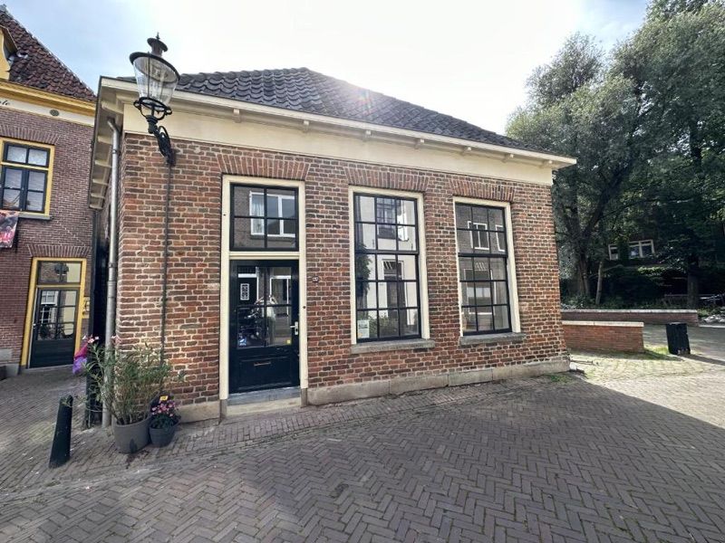 Luxe Loft in Historisch Pand in Walstraat Deventer, hotel blisko dworca Deventer