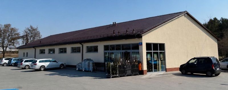 Dino, sklep przy dworcu Nowa Sarzyna